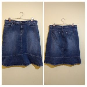 Stretchy denim skirt 16w